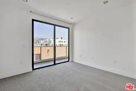 432 N Oakhurst Dr #402, Beverly Hills, CA 90210 — photo 13