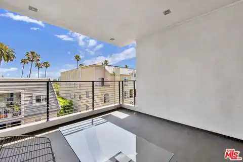 432 N Oakhurst Dr #402, Beverly Hills, CA 90210 — photo 7