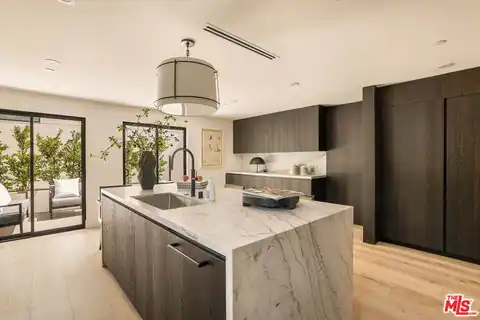 922 West Knoll Dr, West Hollywood, CA 90069 — photo 20