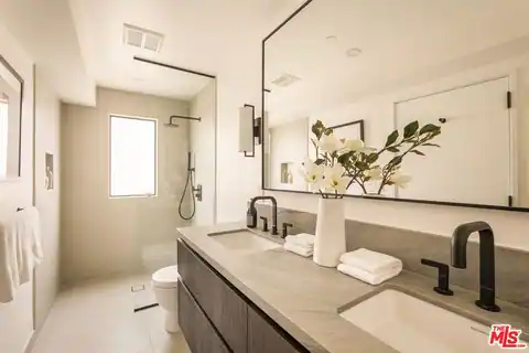 922 West Knoll Dr, West Hollywood, CA 90069 — photo 33