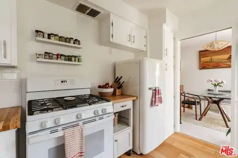 4501 Finley Ave #10, Los Angeles, CA 90027 — photo 18