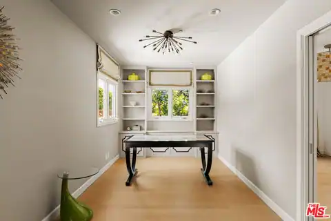 647 Toyopa Dr, Pacific Palisades, CA 90272 — photo 15