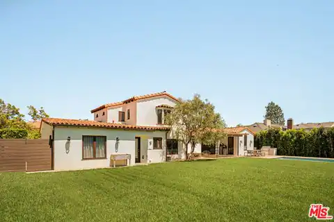 647 Toyopa Dr, Pacific Palisades, CA 90272 — photo 28