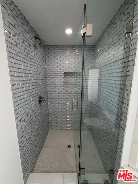 3565 Multiview Dr, Los Angeles, CA 90068 — photo 17