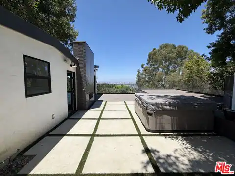 3565 Multiview Dr, Los Angeles, CA 90068 — photo 19