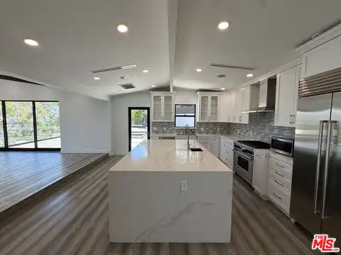 3565 Multiview Dr, Los Angeles, CA 90068 — photo 8