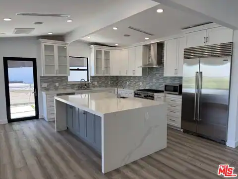 3565 Multiview Dr, Los Angeles, CA 90068 — photo 9