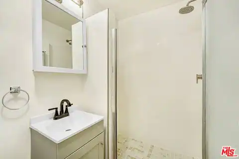 8208 Romaine St #1, West Hollywood, CA 90046 — photo 10