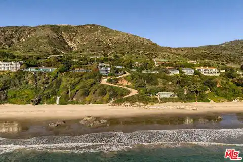 33398 Pacific Coast Highway, Malibu, CA 90265 — photo 2