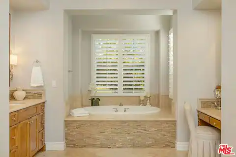 25420 Prado DE Azul, Calabasas, CA 91302 — photo 42