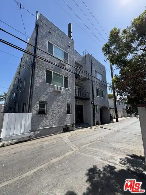 1152 E 1st St, Long Beach, CA 90802 — photo 6