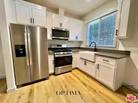 1152 E 1st St, Long Beach, CA 90802 — photo 8