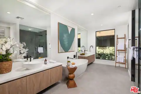 725 N Croft Ave #103, Los Angeles, CA 90069 — photo 30