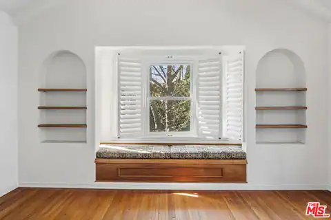 166 N Arnaz Dr, Beverly Hills, CA 90211 — photo 11