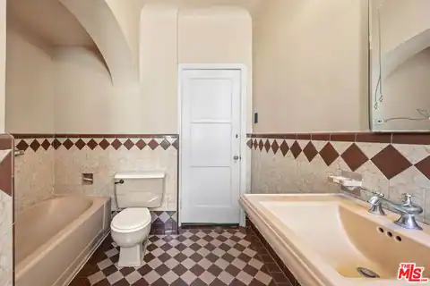 166 N Arnaz Dr, Beverly Hills, CA 90211 — photo 13