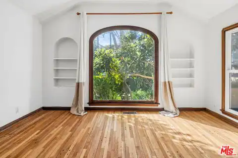 166 N Arnaz Dr, Beverly Hills, CA 90211 — photo 42