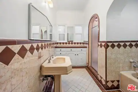 166 N Arnaz Dr, Beverly Hills, CA 90211 — photo 45