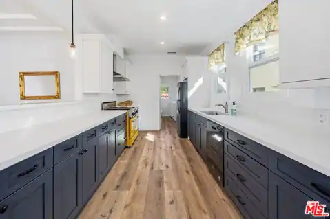 166 N Arnaz Dr, Beverly Hills, CA 90211 — photo 50