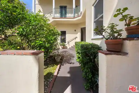166 N Arnaz Dr, Beverly Hills, CA 90211 — photo 6