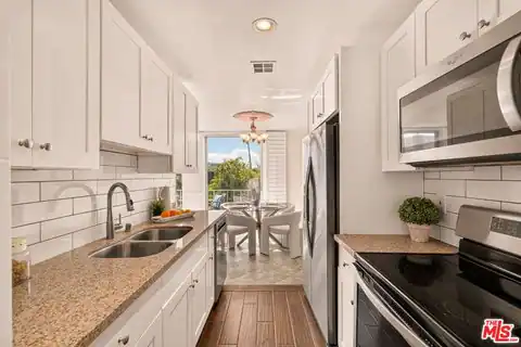 100 S Doheny Dr #402, Los Angeles, CA 90048 — photo 5