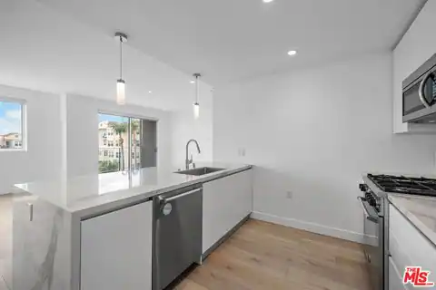 957 Figueroa Ter #307, Los Angeles, CA 90012 — photo 10