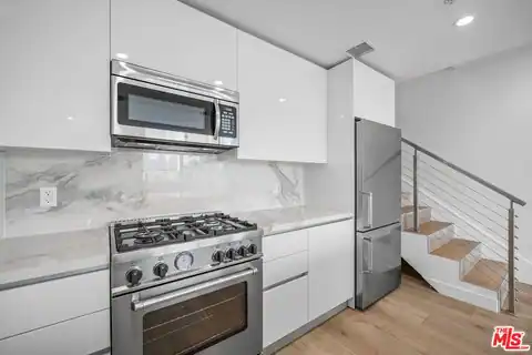 957 Figueroa Ter #307, Los Angeles, CA 90012 — photo 11