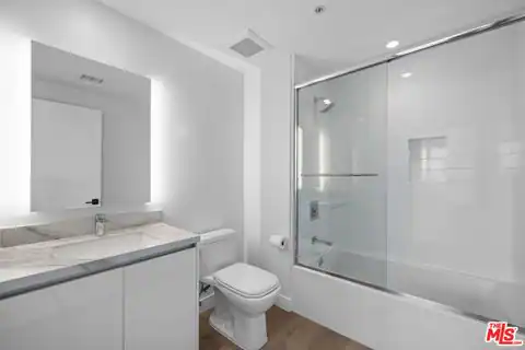 957 Figueroa Ter #307, Los Angeles, CA 90012 — photo 15