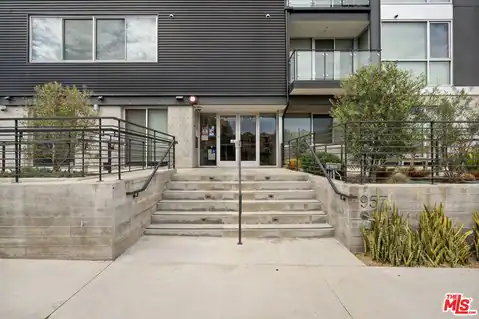 957 Figueroa Ter #307, Los Angeles, CA 90012 — photo 27