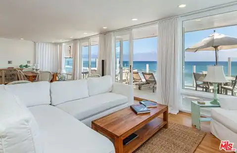 25212 Malibu Rd, Malibu, CA 90265 — photo 17