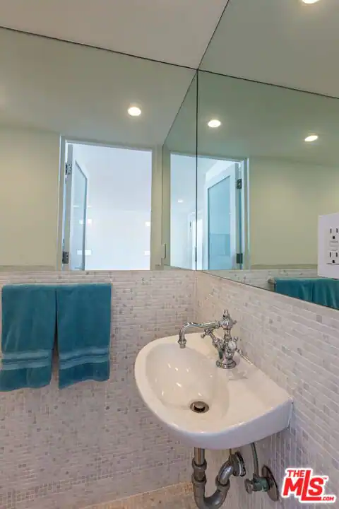 25212 Malibu Rd, Malibu, CA 90265 — photo 26