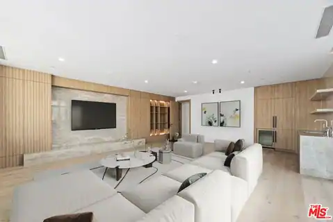 230 W Olympic Blvd #PH 3, Los Angeles, CA 90015 — photo 10