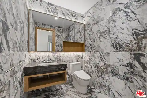 230 W Olympic Blvd #PH 3, Los Angeles, CA 90015 — photo 32