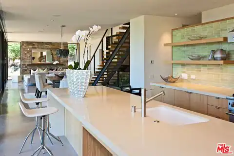 6228 Sycamore Meadows Dr, Malibu, CA 90265 — photo 10