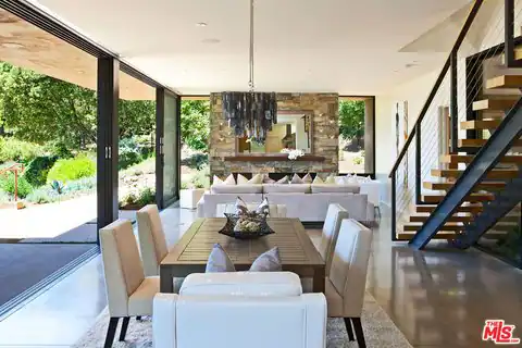 6228 Sycamore Meadows Dr, Malibu, CA 90265 — photo 11
