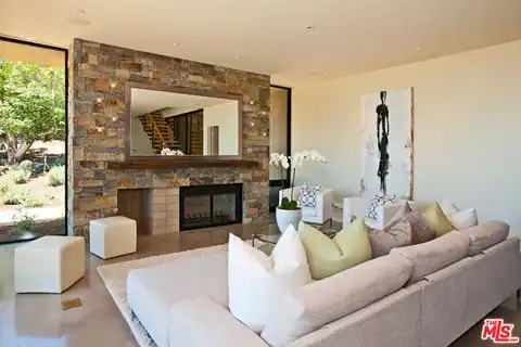 6228 Sycamore Meadows Dr, Malibu, CA 90265 — photo 13