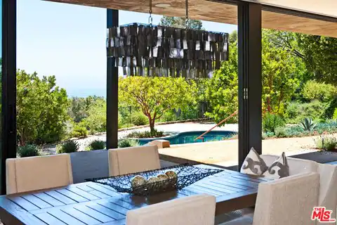 6228 Sycamore Meadows Dr, Malibu, CA 90265 — photo 17