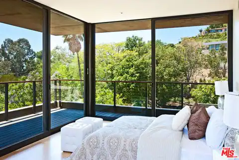 6228 Sycamore Meadows Dr, Malibu, CA 90265 — photo 21
