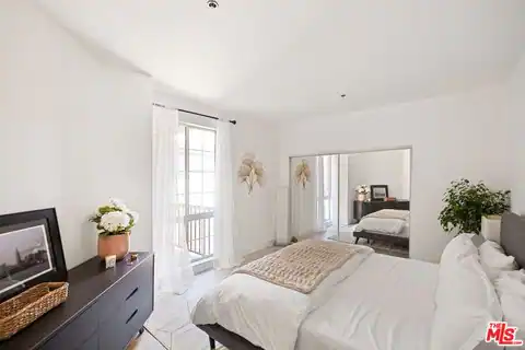 585 N Rossmore Ave #506, Los Angeles, CA 90004 — photo 5