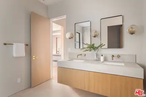 9951 Liebe Dr, Beverly Hills, CA 90210 — photo 29