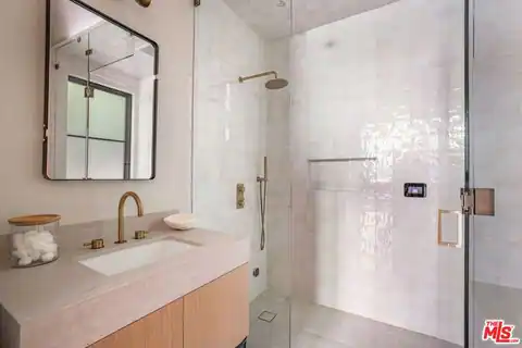 9951 Liebe Dr, Beverly Hills, CA 90210 — photo 32
