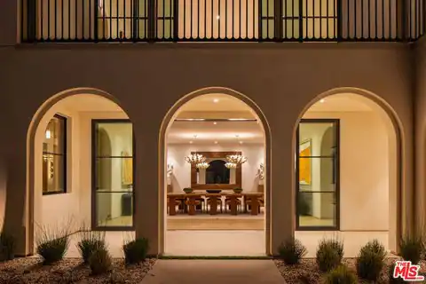 9951 Liebe Dr, Beverly Hills, CA 90210 — photo 42