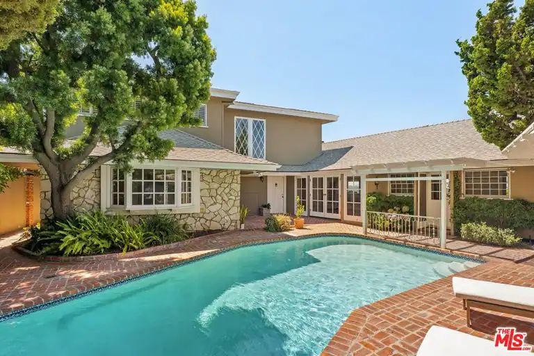 2317 Kimridge Rd, Los Angeles, CA 90210