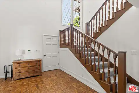 2317 Kimridge Rd, Los Angeles, CA 90210 — photo 15