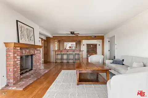 2317 Kimridge Rd, Los Angeles, CA 90210 — photo 24