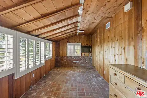 2317 Kimridge Rd, Los Angeles, CA 90210 — photo 33