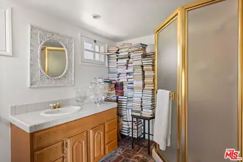 2317 Kimridge Rd, Los Angeles, CA 90210 — photo 35