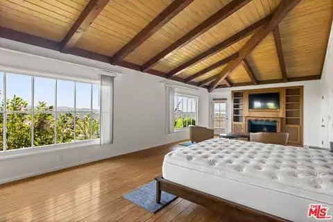 2317 Kimridge Rd, Los Angeles, CA 90210 — photo 4