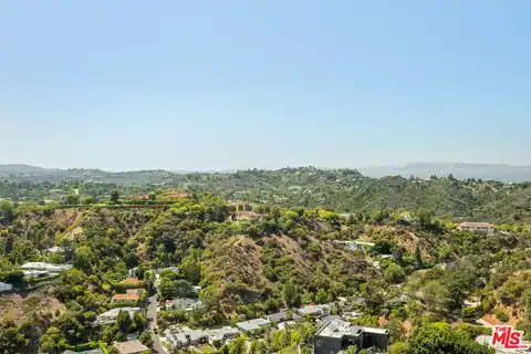 2317 Kimridge Rd, Los Angeles, CA 90210 — photo 40