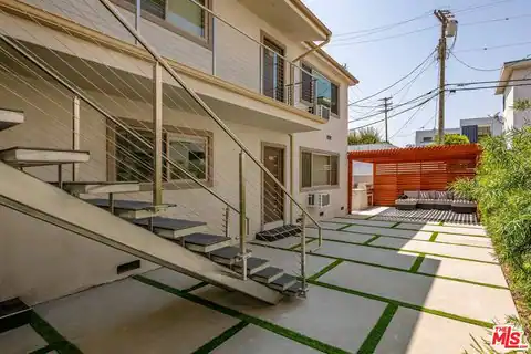 1553 S Saltair Ave #102, Los Angeles, CA 90025 — photo 2
