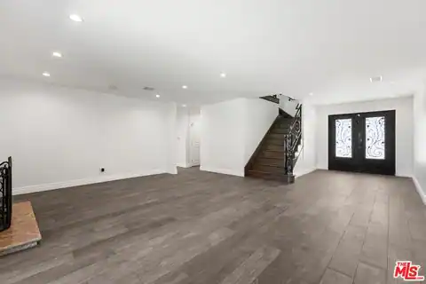 22405 Calipatria Dr, Calabasas, CA 91302 — photo 11